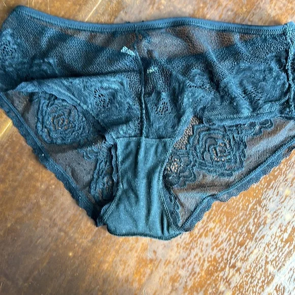Lace Black Panties Lace Rose Design Size XL - Picture 6 of 10